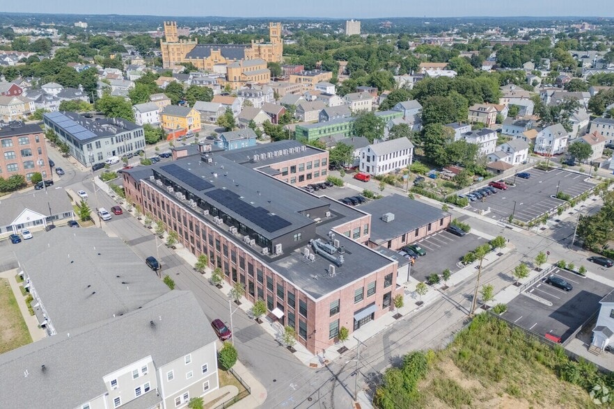 Primary Photo Of 44 Warren St, Providence Restaurant For Lease