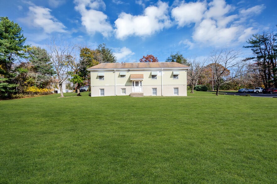 More Photos Of 2807 Hurley Pond Rd, Wall Township Office For Sale