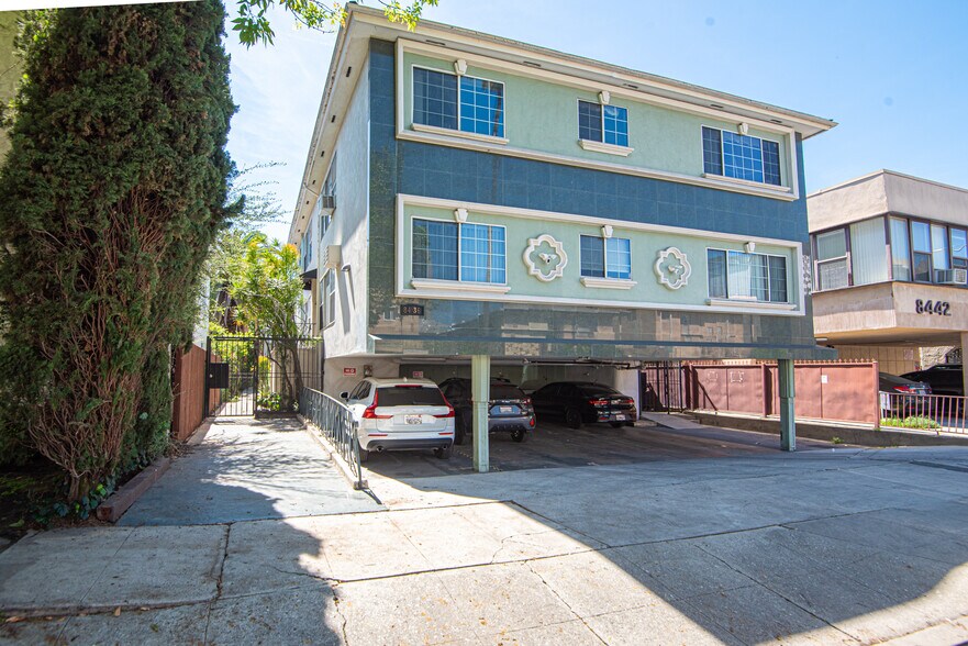 Primary Photo Of 8436 Blackburn Ave, Los Angeles Apartments For Sale