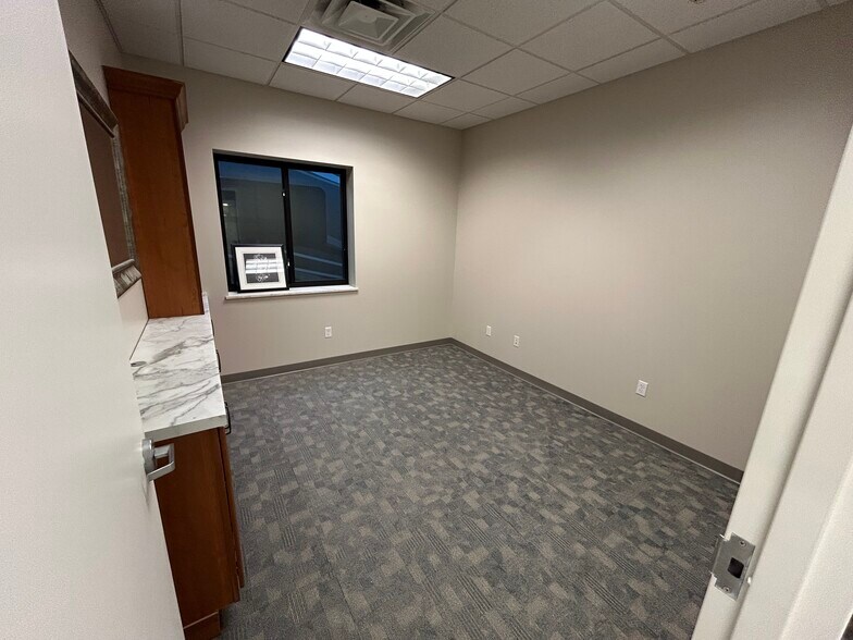 More Photos Of 1 New Industrial Way, Warren Showroom For Lease