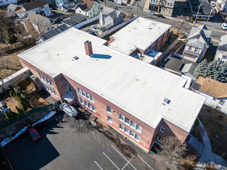 More Photos Of 18 Central Ave, Port Chester Schools For Lease