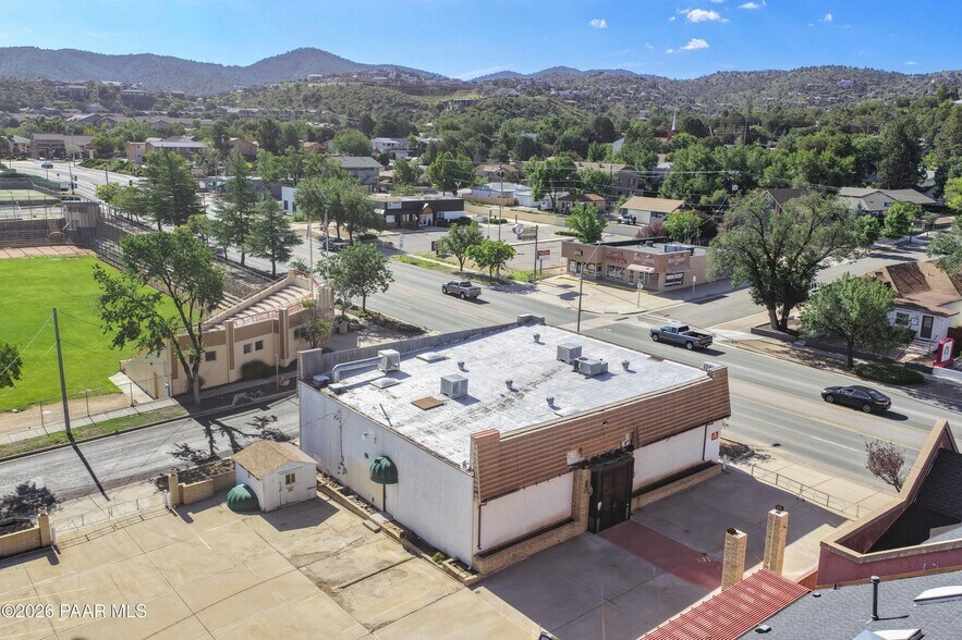 More Photos Of 620 E Gurley St, Prescott Restaurant For Sale