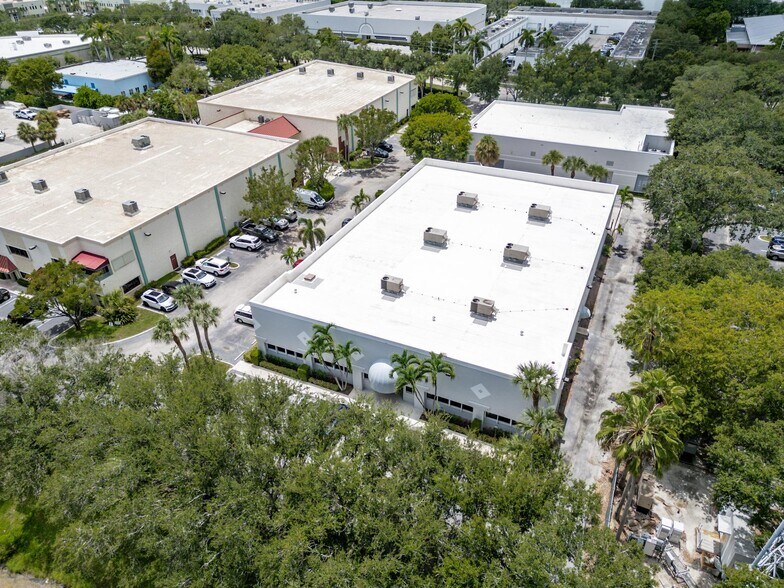 More Photos Of 6510 W Rogers Cir, Boca Raton Light Manufacturing For Sale