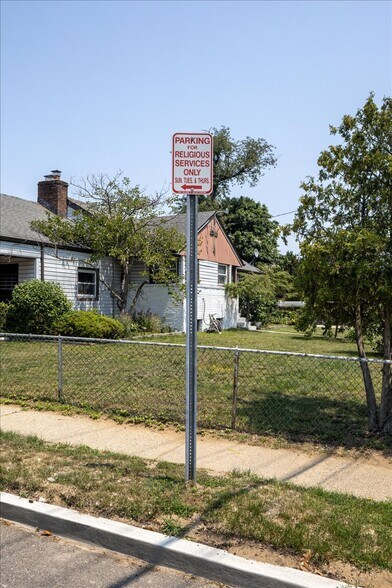 More Photos Of 215 N Hillside Ave, Valley Stream Specialty For Sale