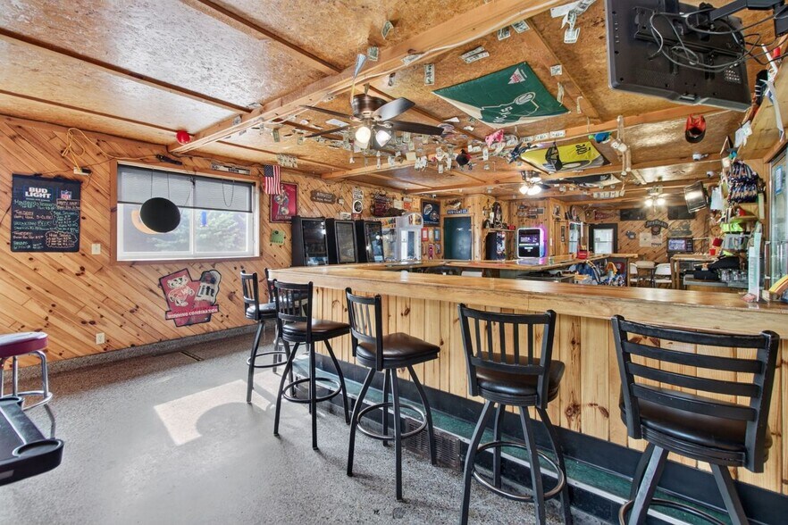More Photos Of 133 E Main St, Embarrass Restaurant For Sale