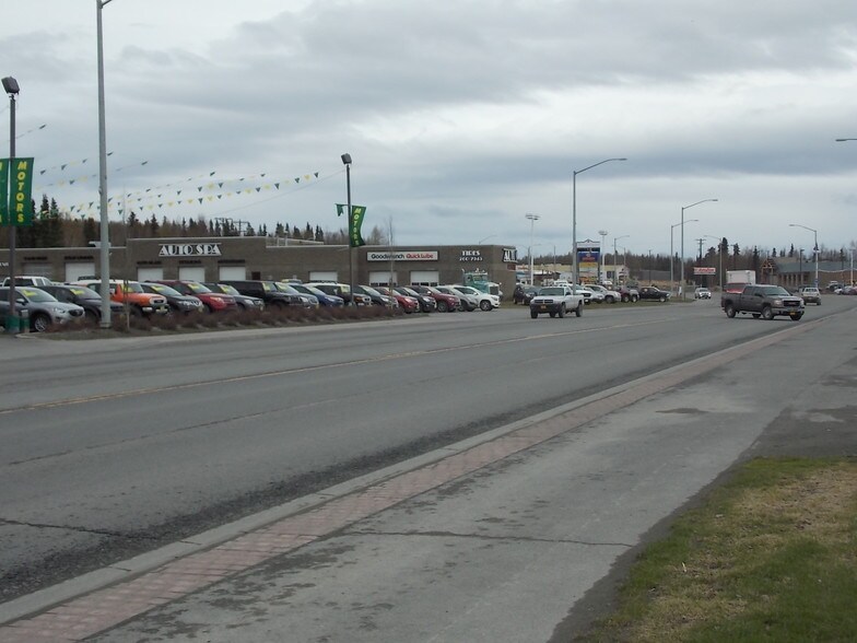 More Photos Of 44224 Sterling Hwy, Soldotna Storefront For Lease