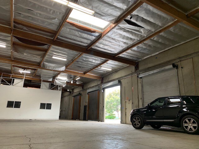 More Photos Of 5102-5108 Azusa Canyon Rd, Irwindale Unknown For Lease