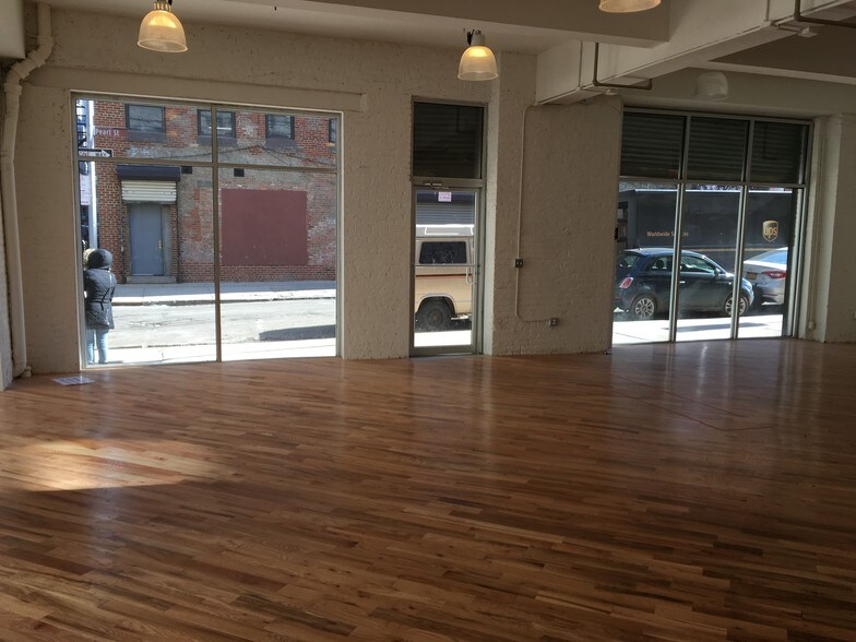 More Photos Of 140 Plymouth St, Brooklyn Warehouse For Lease