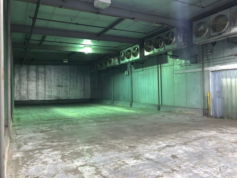 More Photos Of 1641 N 8th St, Colton Food Processing For Sale