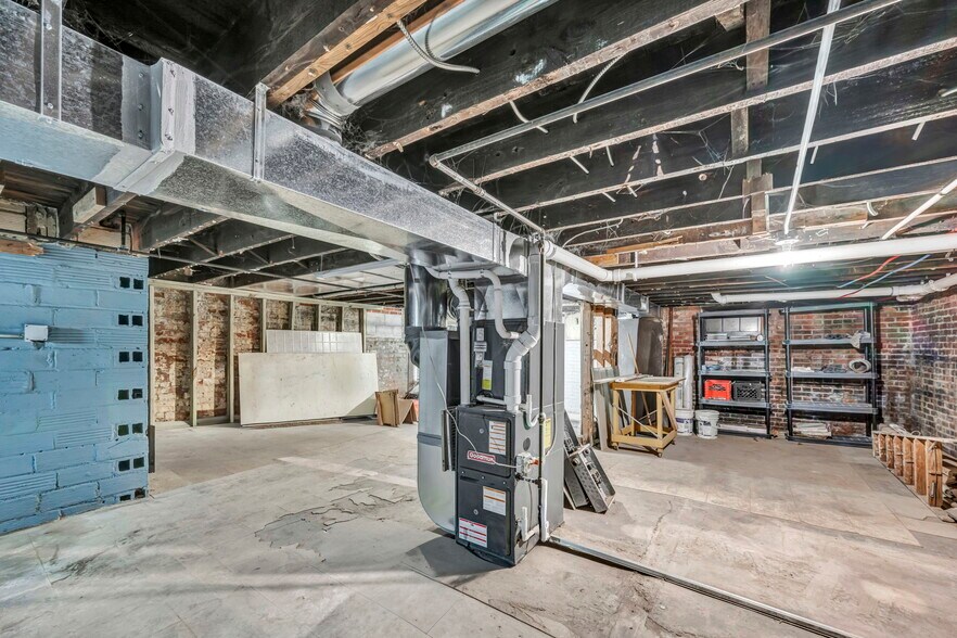 More Photos Of 3471 W 41st St, Cleveland Storefront Retail Residential For Lease