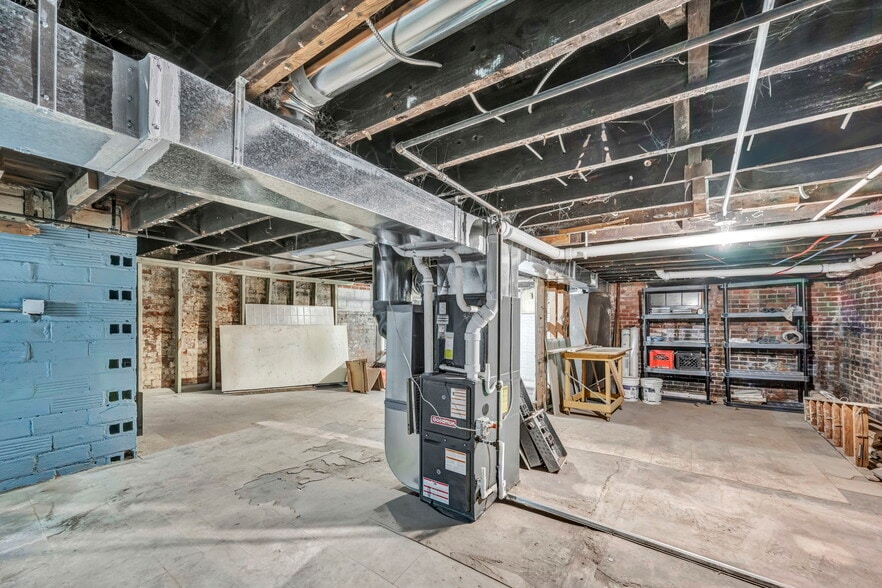 More Photos Of 3471 W 41st St, Cleveland Storefront Retail Residential For Sale