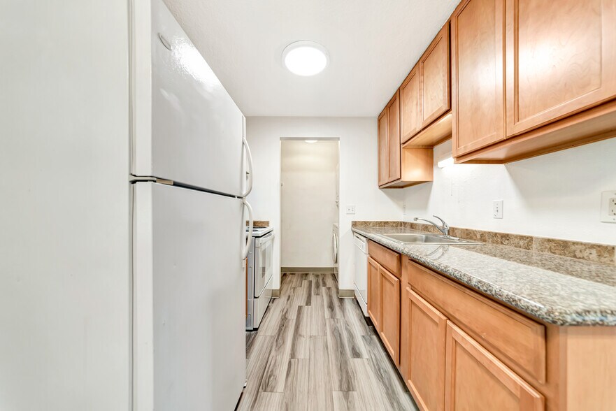 More Photos Of 13410 SE Powell Blvd, Portland Apartments For Sale