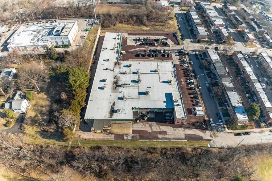 More Photos Of 9 S Forrest Ave, Norristown Manufacturing For Sale