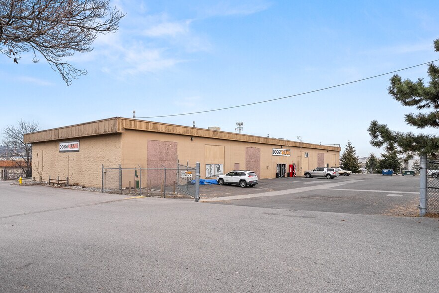 More Photos Of 9922 E Montgomery Rd, Spokane Valley Flex For Lease