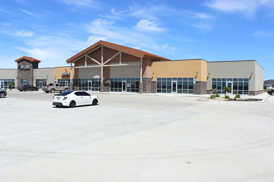 More Photos Of 5050 Timber Pky S, Fargo General Retail For Lease