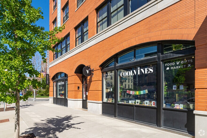 More Photos Of 201 Montgomery St, Jersey City Coworking Space