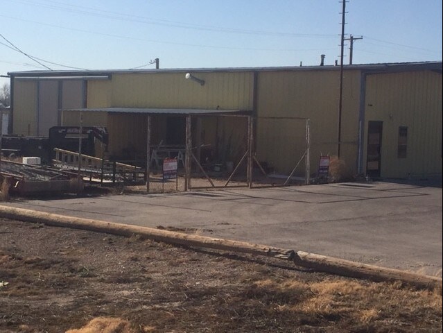 More Photos Of 2330 S Main Ave, Lovington Warehouse For Lease