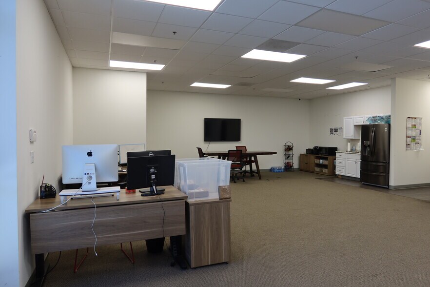 More Photos Of 14272 Chambers Rd, Tustin Industrial For Sale