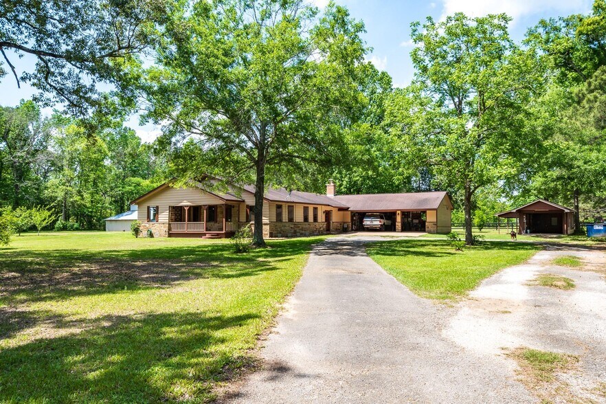 More Photos Of 2870 Fostoria Tram Rd, Cleveland Land For Sale