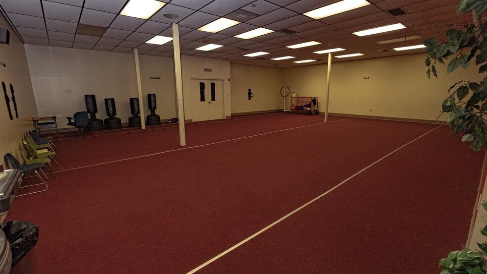 More Photos Of 8190 Pensacola Blvd, Pensacola Specialty For Sale