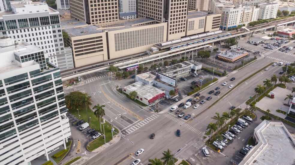 More Photos Of 9308 S Dixie Hwy, Miami Freestanding For Sale