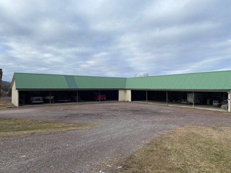 More Photos Of 103 Kerber Ln, Poultney Warehouse For Lease