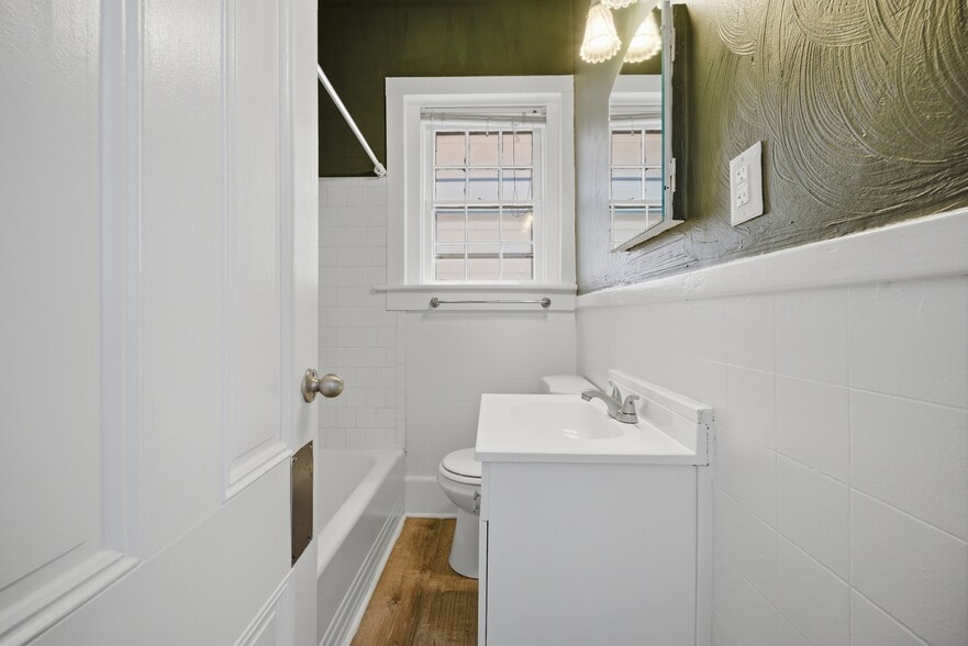 More Photos Of 367 Middle St, Portsmouth Apartments For Sale