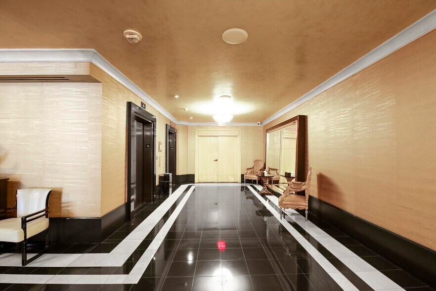 More Photos Of 1645 Vine St, Hollywood Loft Creative Space For Sale