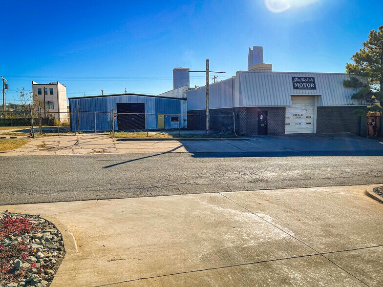 More Photos Of 12 NE 8th St, Oklahoma City Service For Sale