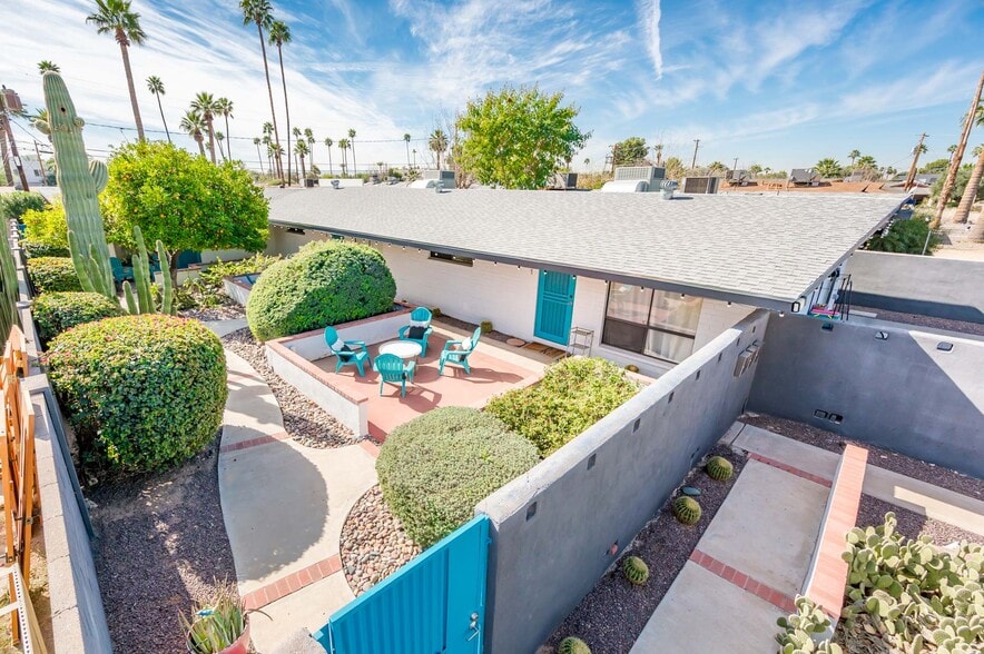 More Photos Of 2727 E Montecito Ave, Phoenix Multifamily For Sale