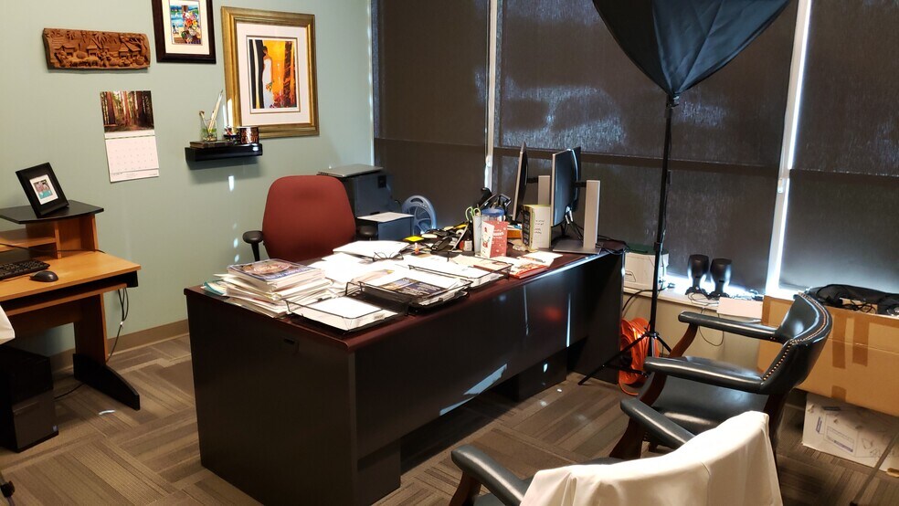 More Photos Of 400-444 Clinchfield St, Kingsport Medical For Sale