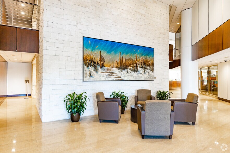 More Photos Of 500 N West Shore Blvd, Tampa Office For Lease