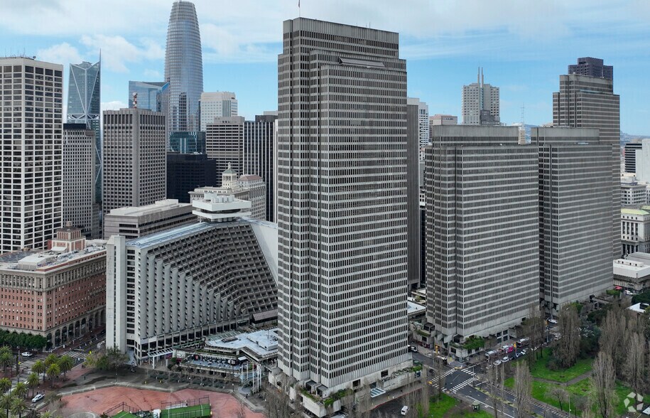 More Photos Of 4 Embarcadero Ctr, San Francisco Office Residential For Lease