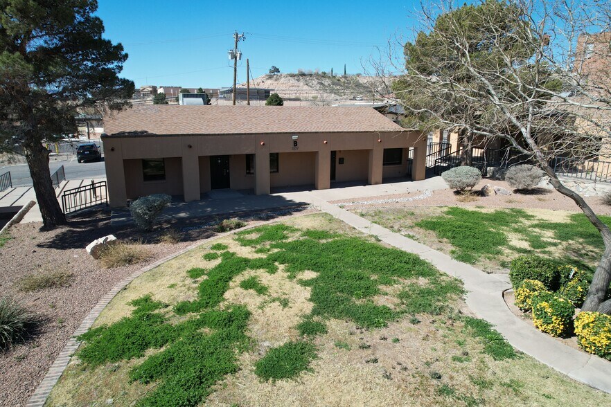 More Photos Of 1527 Brown St, El Paso Unknown For Lease