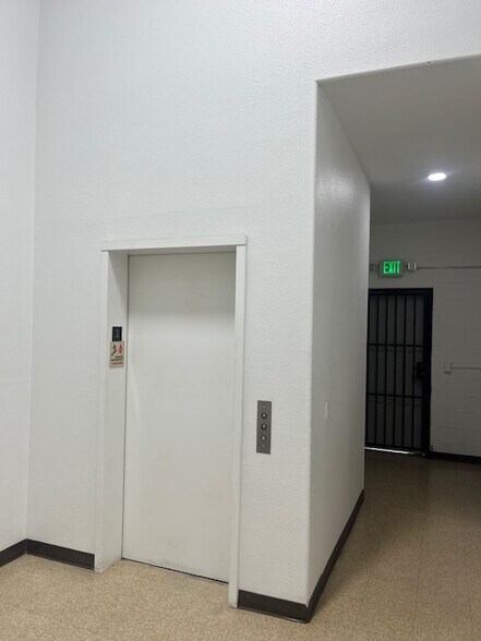 More Photos Of 2435 Stozier Ave, South El Monte Warehouse For Lease