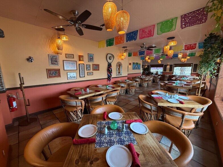 More Photos Of 109 E Corpening Ave, La Mesa Restaurant For Sale