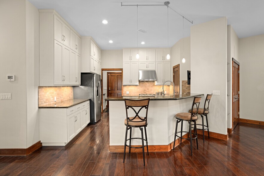 More Photos Of 145 State Loop 92, La Grange Specialty For Sale