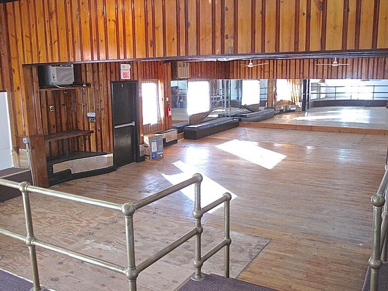 More Photos Of 101-105 Lockwood Ave, Yonkers Storefront For Sale