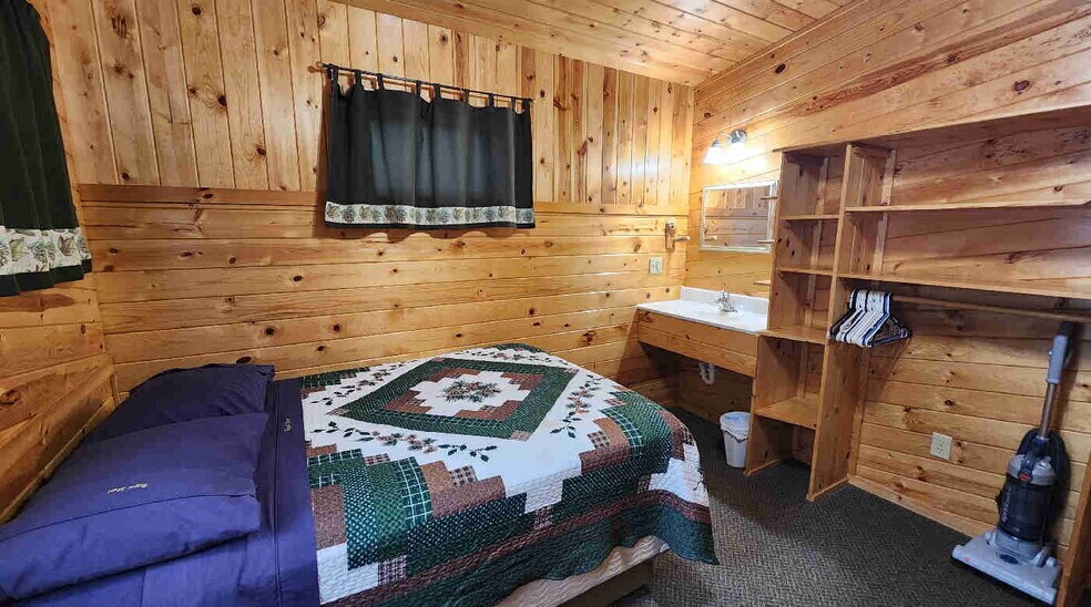 More Photos Of 19222 Echo Ridge Dr, Nevis Hotel For Sale