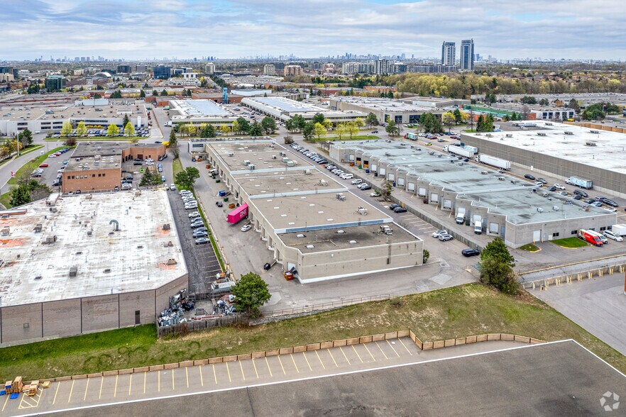 More Photos Of 50 W Wilmot St, Richmond Hill Manufacturing For Lease