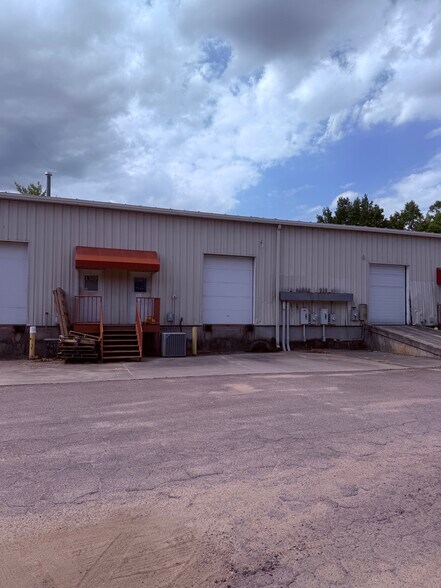 More Photos Of 1301-1317 Copeland Oak Dr, Morrisville Warehouse For Sale