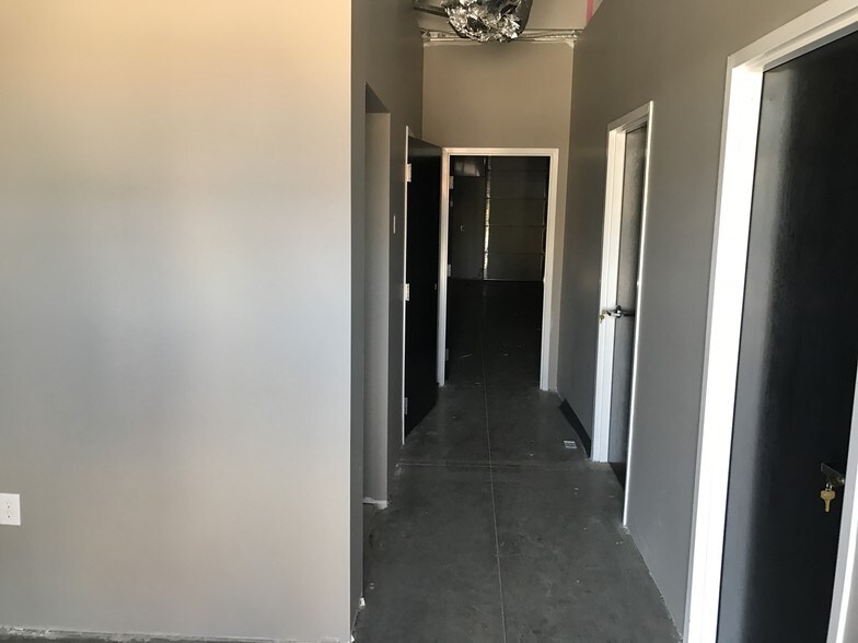 More Photos Of 319 Hickerson Dr, Murfreesboro Light Distribution For Lease