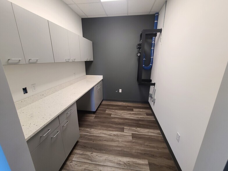 More Photos Of 1628 Main St, Wake Forest Storefront Retail Office For Lease