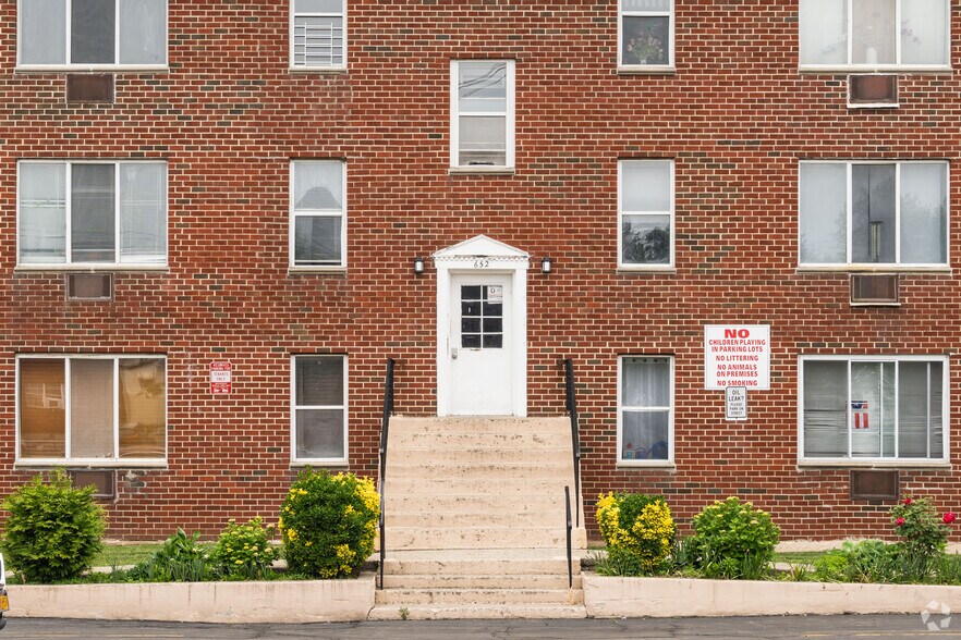 More Photos Of 646-662 Port Richmond Ave, Staten Island Apartments For Sale