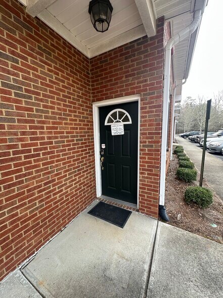 More Photos Of 10405 Old Alabama Connector Rd, Alpharetta Medical For Lease