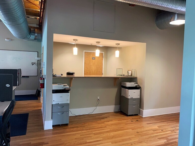 More Photos Of 3200 N Carolina Ave, North Charleston Office For Sale