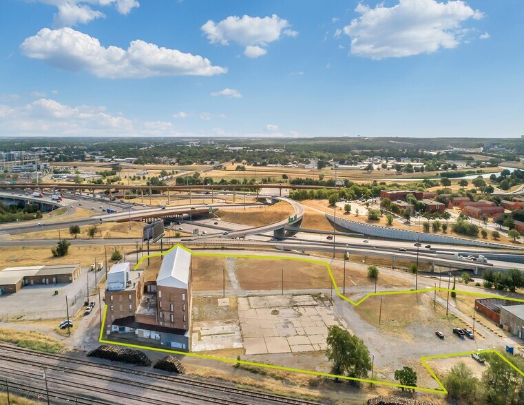 More Photos Of 1000 Harding St, Fort Worth Land For Sale