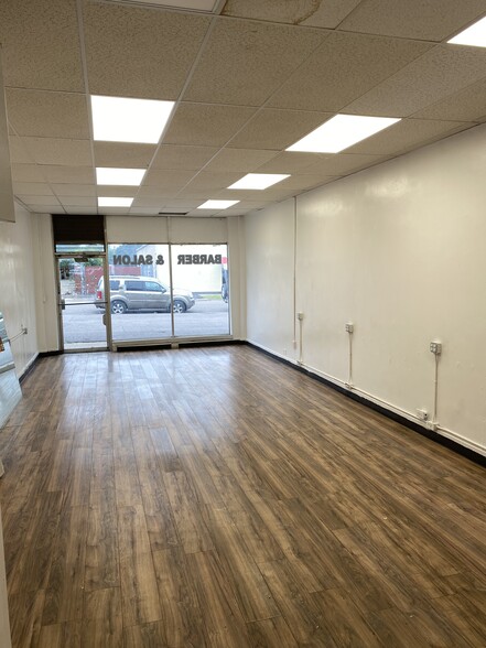 More Photos Of 1422-1442 Poplar St, Denver Storefront Retail Office For Lease