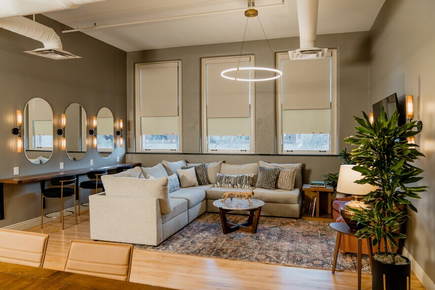 More Photos Of 1115 Acoma St, Denver Office For Lease