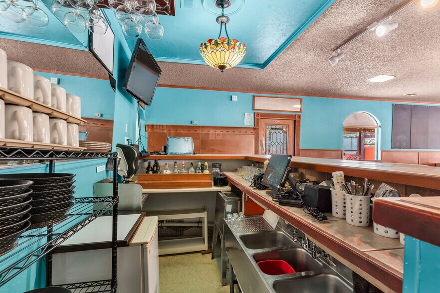 More Photos Of 2301 E Main St, Canon City General Retail For Sale